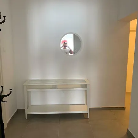 Tana * Pula
